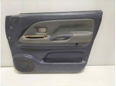 Recambio de guarnecido puerta delantera derecha para toyota land cruiser (j9) td gx (5-ptas.) referencia OEM IAM 6777760050 8166