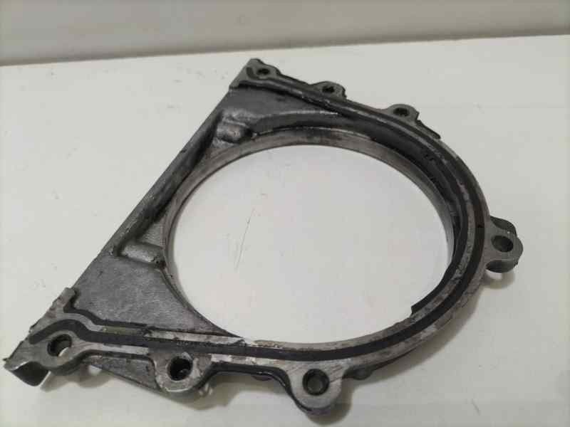 Recambio de tapa distribucion para toyota land cruiser (j9) td gx (5-ptas.) referencia OEM IAM 1KZTE 83150 