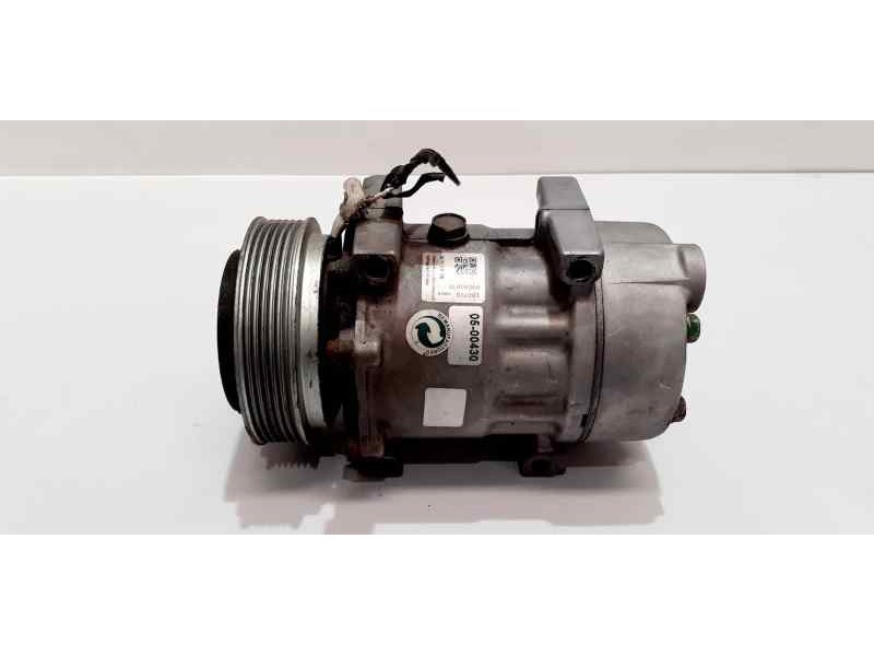 Recambio de compresor aire acondicionado para renault laguna (b56) 1.8 referencia OEM IAM SD7H158010B 44067 