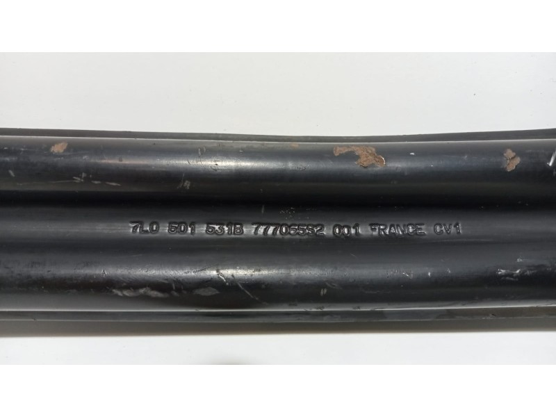 Recambio de brazo suspension inferior trasero izquierdo para volkswagen touareg (7la) 3.0 v6 tdi dpf referencia OEM IAM 7L050153