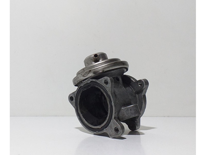 Recambio de valvula egr para seat ibiza (6l1) 1.4 tdi referencia OEM IAM 045131501K 67623 