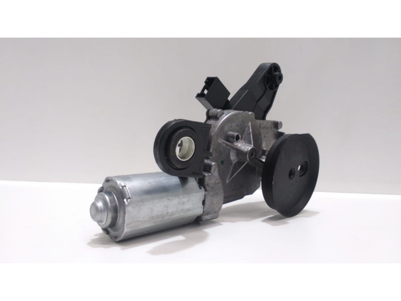 Recambio de motor limpia trasero para bmw serie 3 touring (f31) 318d referencia OEM IAM 7311415 49049 