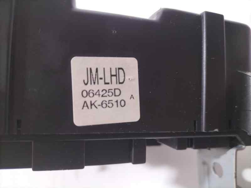 Recambio de caja reles / fusibles para hyundai tucson (jm) 2.0 crdi style referencia OEM IAM AK6510 81675 