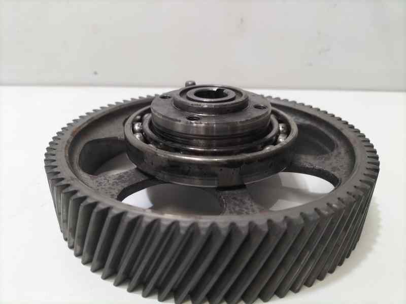 Recambio de polea para toyota land cruiser (j9) td gx (5-ptas.) referencia OEM IAM 1KZTE 83256 