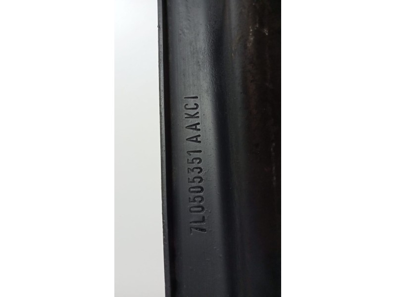 Recambio de brazo suspension inferior trasero izquierdo para volkswagen touareg (7la) 3.0 v6 tdi dpf referencia OEM IAM 7L050535