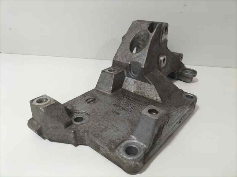 Recambio de soporte alternador para seat ibiza (6l1) signo referencia OEM IAM 038903143R 81682 