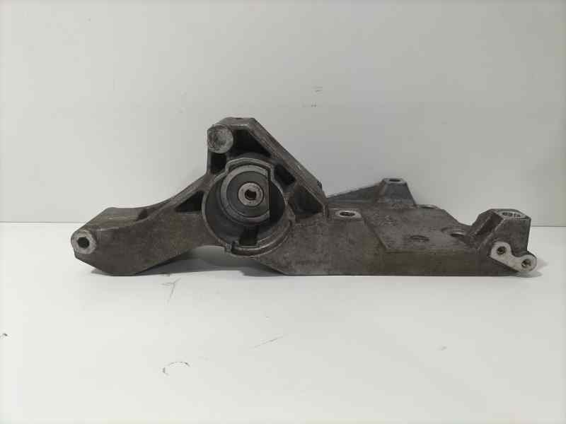 Recambio de soporte alternador para seat ibiza (6l1) signo referencia OEM IAM 038903143R 81682 