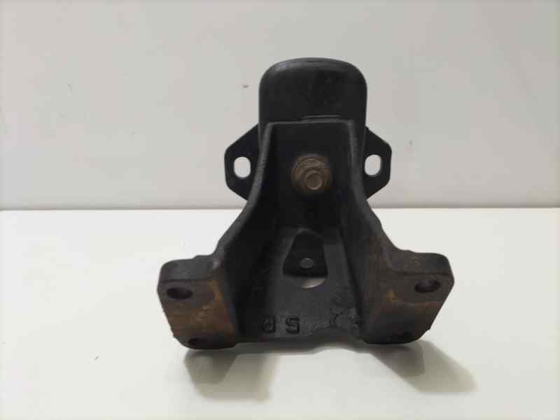 Recambio de soporte motor para toyota land cruiser (j9) td gx (5-ptas.) referencia OEM IAM 1231167050 83266 