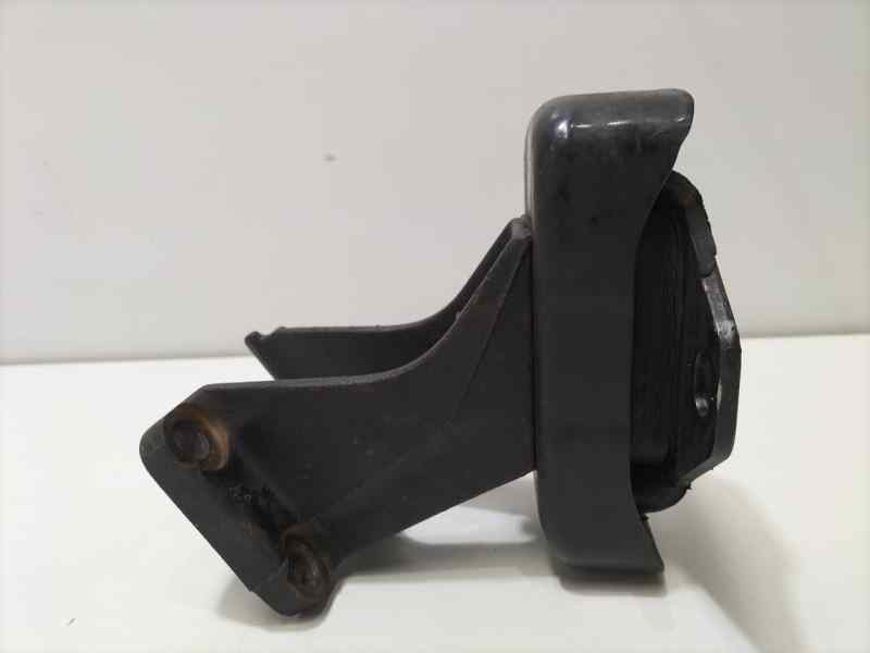 Recambio de soporte motor para toyota land cruiser (j9) td gx (5-ptas.) referencia OEM IAM 1231167050 83266 