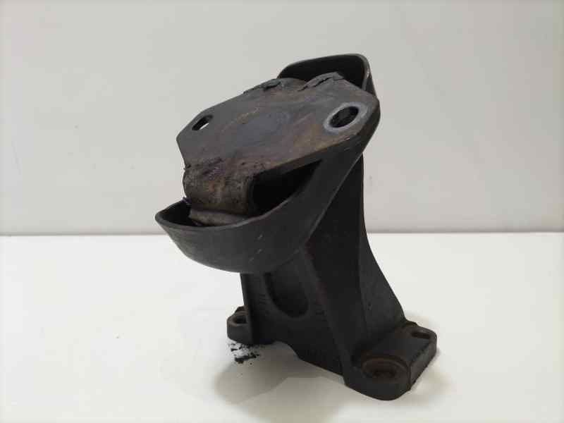 Recambio de soporte motor para toyota land cruiser (j9) td gx (5-ptas.) referencia OEM IAM 1231167050 83266 