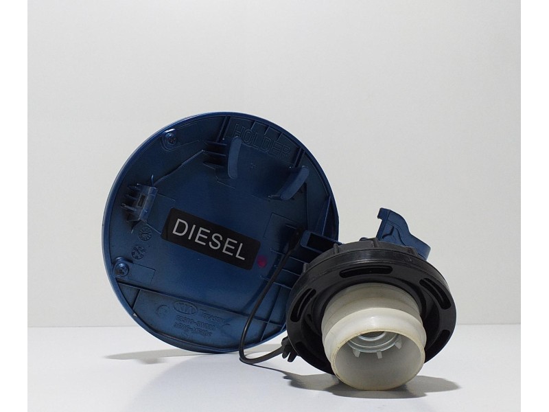 Recambio de tapa exterior combustible para kia sportage concept 4x2 referencia OEM IAM 695103W000 57177 
