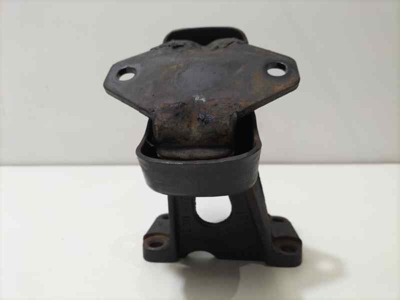 Recambio de soporte motor para toyota land cruiser (j9) td gx (5-ptas.) referencia OEM IAM 1231167050 83266 