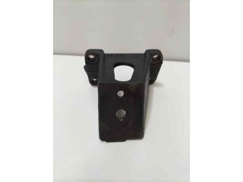 Recambio de soporte motor para toyota land cruiser (j9) td gx (5-ptas.) referencia OEM IAM 1231567030 83267 
