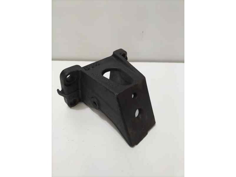 Recambio de soporte motor para toyota land cruiser (j9) td gx (5-ptas.) referencia OEM IAM 1231567030 83267 
