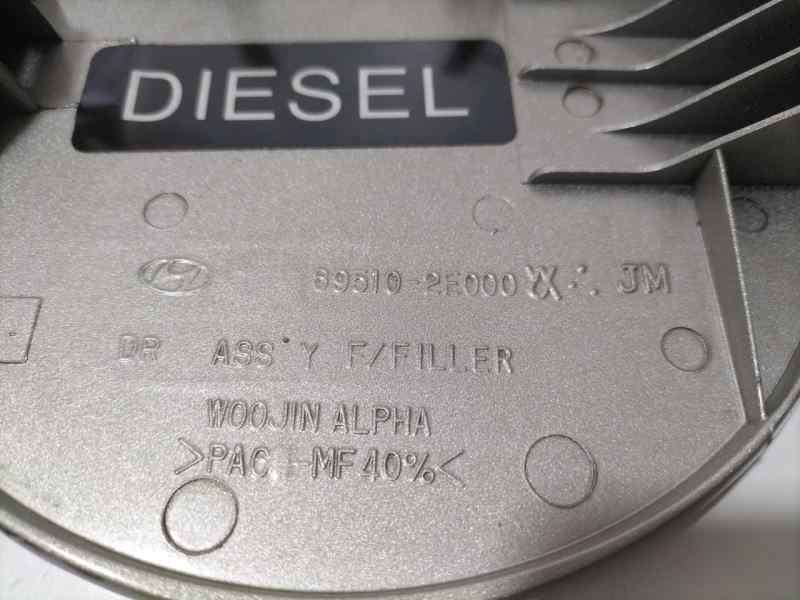 Recambio de tapa exterior combustible para hyundai tucson (jm) 2.0 crdi style referencia OEM IAM 695102E000 81692 
