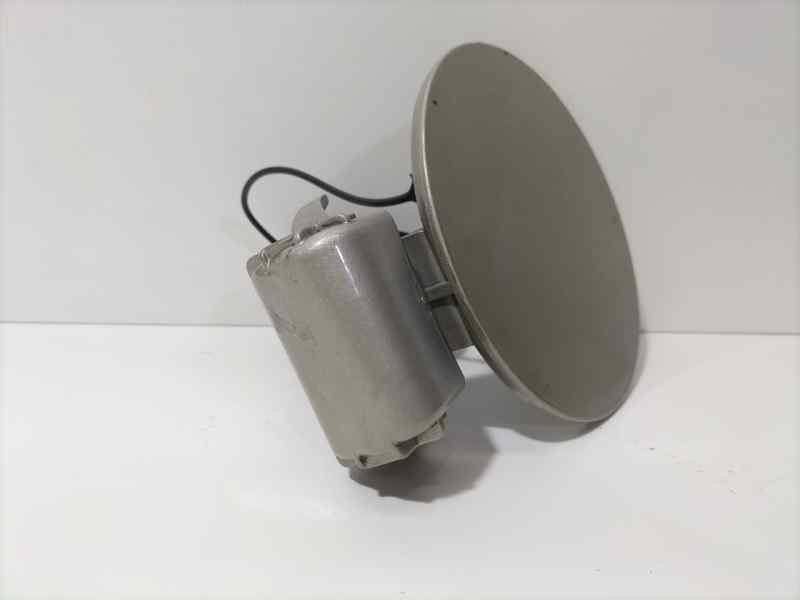 Recambio de tapa exterior combustible para hyundai tucson (jm) 2.0 crdi style referencia OEM IAM 695102E000 81692 