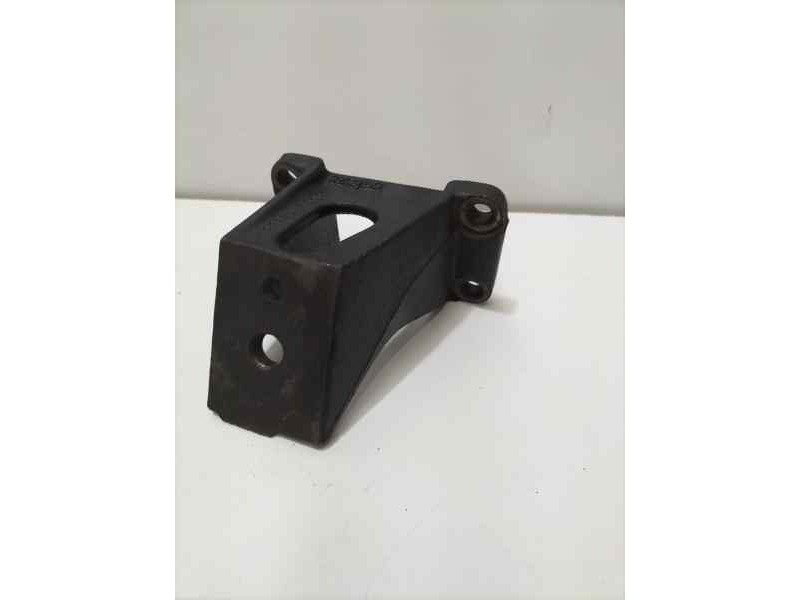 Recambio de soporte motor para toyota land cruiser (j9) td gx (5-ptas.) referencia OEM IAM 1231567030 83267 