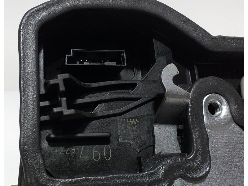Recambio de cerradura puerta trasera derecha para bmw serie 1 lim. (f20) m135i xdrive referencia OEM IAM 7229460 60830 