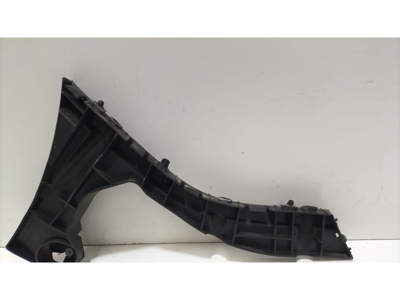 Recambio de molduras traseras para volvo xc60 2.4 diesel cat referencia OEM IAM 30764697 77143 