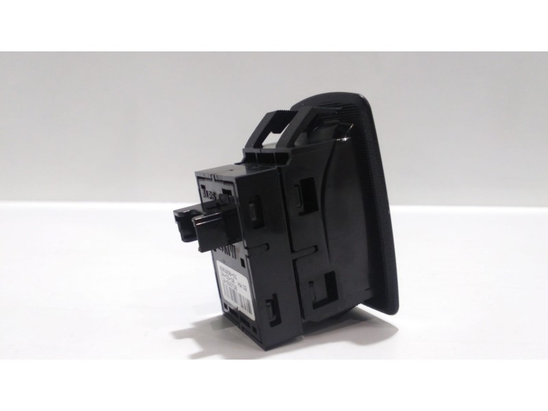 Recambio de mando elevalunas trasero derecho para bmw serie 3 touring (f31) 318d referencia OEM IAM 936193601 49088 