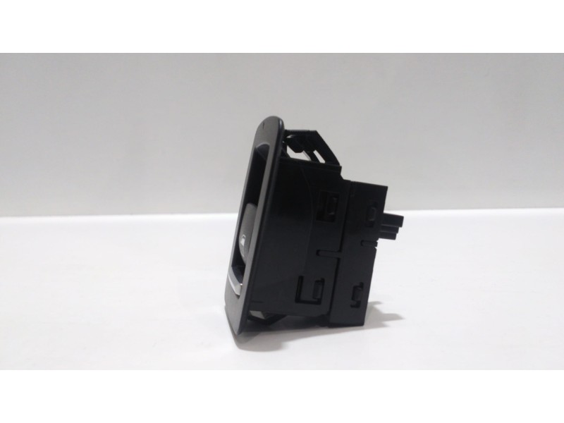 Recambio de mando elevalunas trasero derecho para bmw serie 3 touring (f31) 318d referencia OEM IAM 936193601 49088 