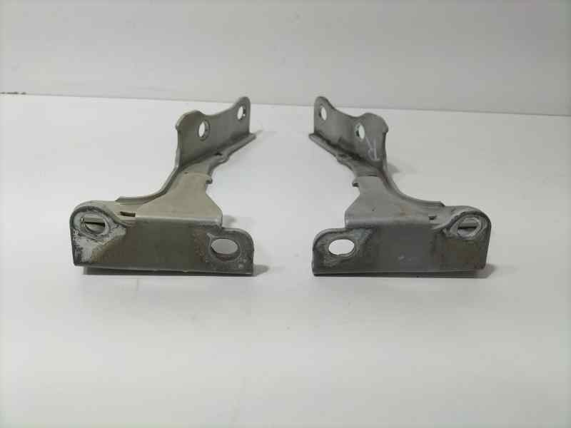 Recambio de bisagra de capot para hyundai tucson (jm) 2.0 crdi style referencia OEM IAM D4EA 81700 