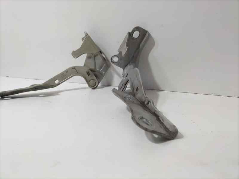 Recambio de bisagra de capot para hyundai tucson (jm) 2.0 crdi style referencia OEM IAM D4EA 81700 