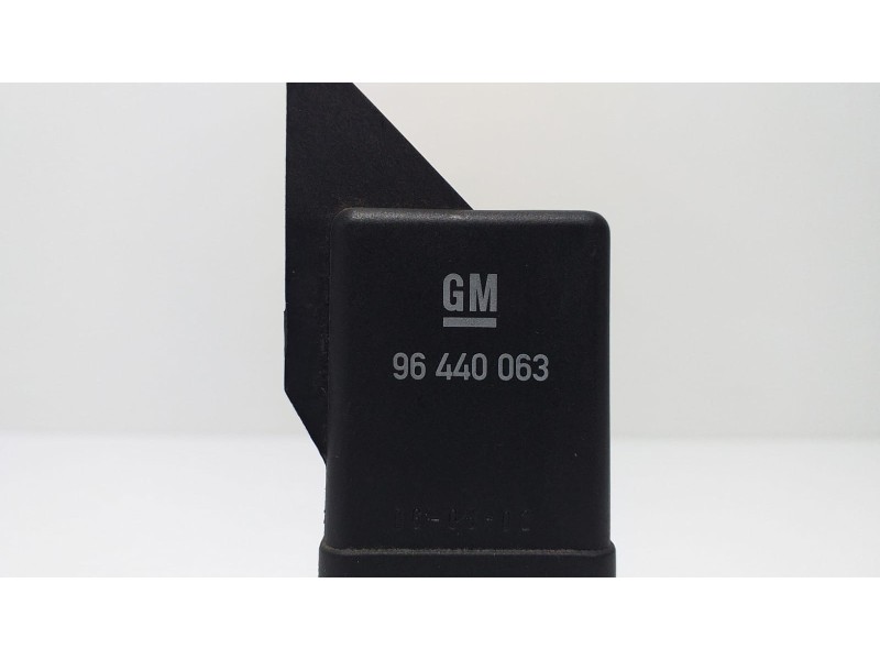 Recambio de caja precalentamiento para opel antara 2.0 cdti cat (z 20 dmh / llw) referencia OEM IAM 028100041 57197 