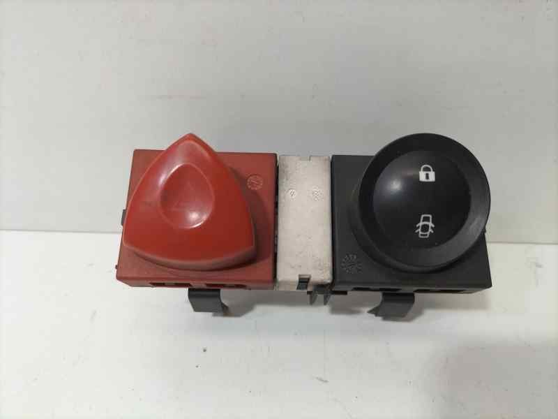 Recambio de warning para renault megane ii coupe/cabrio confort authentique referencia OEM IAM 8200095493 83860 