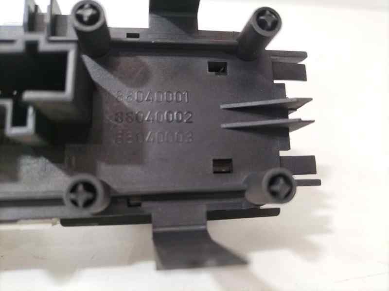 Recambio de warning para renault megane ii coupe/cabrio confort authentique referencia OEM IAM 8200095493 83860 