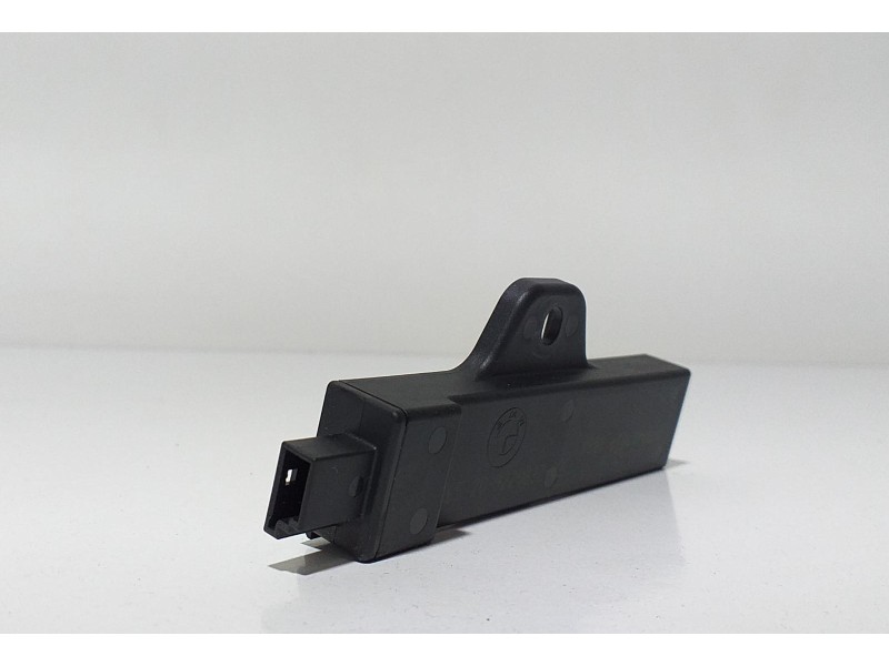 Recambio de modulo electronico para bmw serie 1 lim. (f20) m135i xdrive referencia OEM IAM 65209220832 60860 