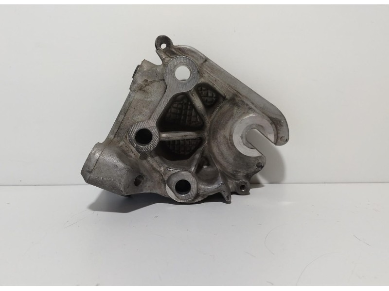 Recambio de soporte motor para peugeot expert tepee 2.0 hdi fap referencia OEM IAM 9682417480 77220 R