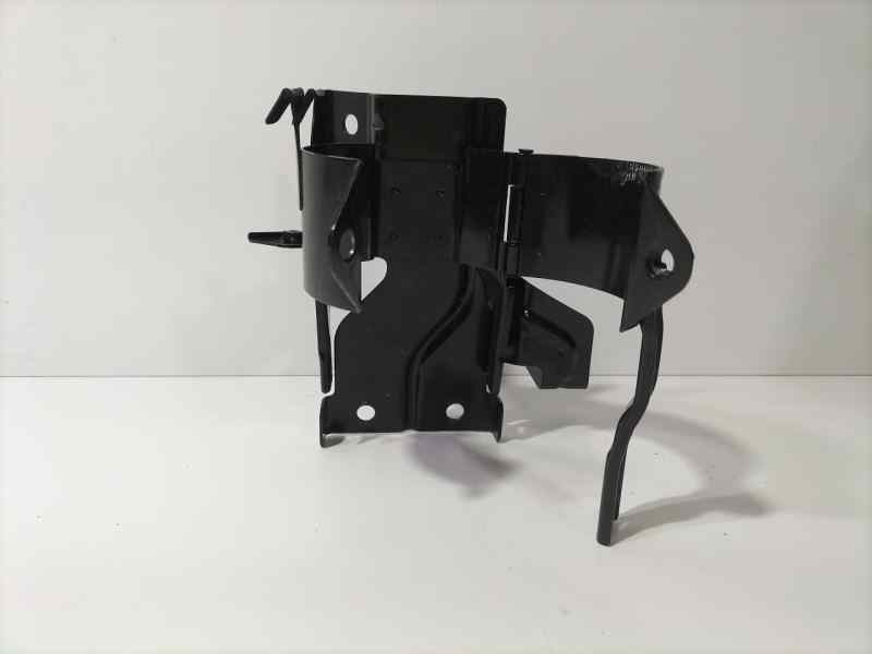 Recambio de soporte motor para hyundai tucson (jm) 2.0 crdi style referencia OEM IAM D4EA 81709 