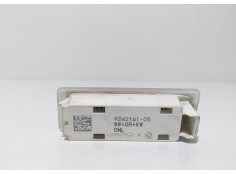 Recambio de luz interior para bmw serie 1 lim. (f20) m135i xdrive referencia OEM IAM 9242161 60863  2