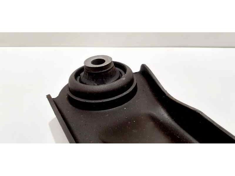 Recambio de brazo suspension inferior delantero derecho para renault clio iii pack authentique referencia OEM IAM 8200744092 441