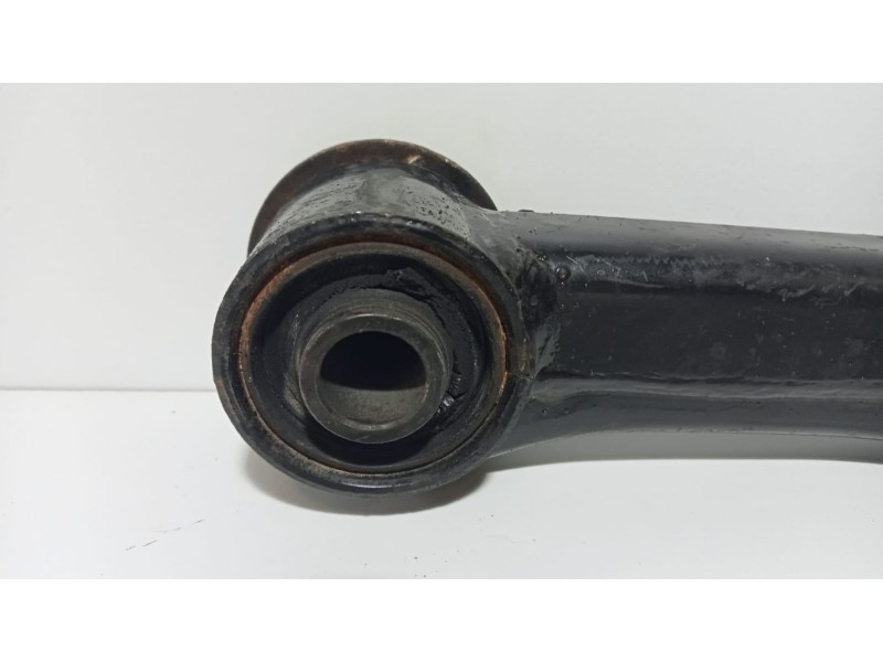 Recambio de brazo suspension superior delantero derecho para toyota land cruiser (j9) td vx (5-ptas.) (kzj95) referencia OEM IAM