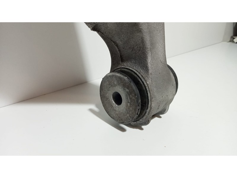Recambio de brazo suspension inferior trasero derecho para audi a8 (4e2) 4.0 tdi quattro referencia OEM IAM 4E0511512F 74510 