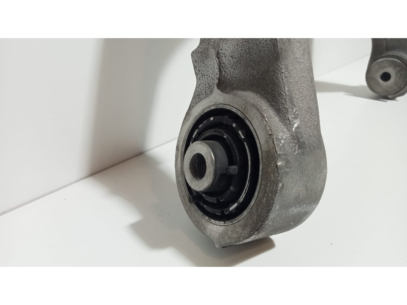 Recambio de brazo suspension inferior trasero derecho para audi a8 (4e2) 4.0 tdi quattro referencia OEM IAM 4E0511512F 74510 