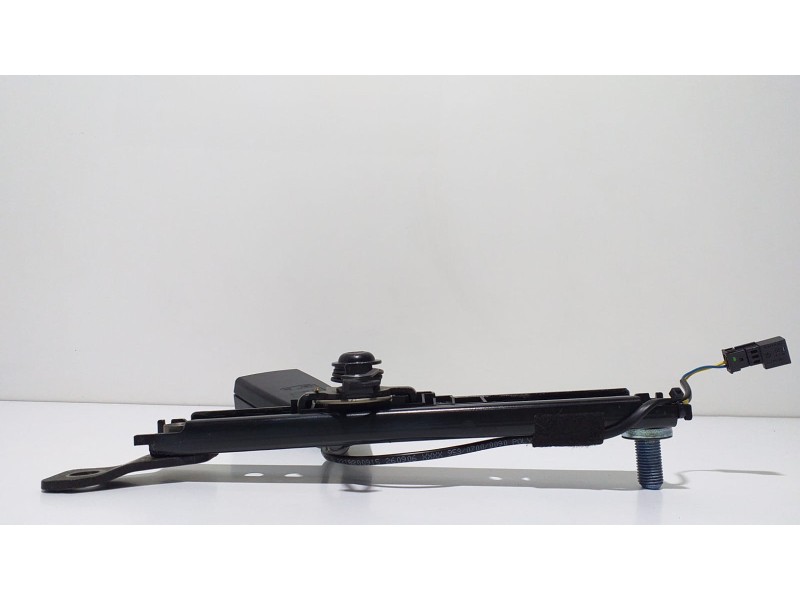 Recambio de cinturon seguridad trasero izquierdo para mercedes-benz clase s (w221) berlina 600 (221.176) referencia OEM IAM A221