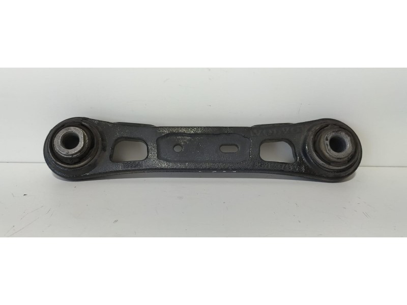 Recambio de tirante trasero derecho para volvo xc60 2.4 diesel cat referencia OEM IAM 8G915K743VB 77236 