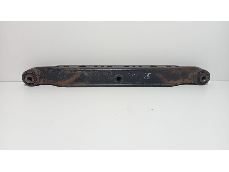 Recambio de brazo suspension inferior trasero derecho para nissan x-trail (t31) le referencia OEM IAM 55110JG000 74511 