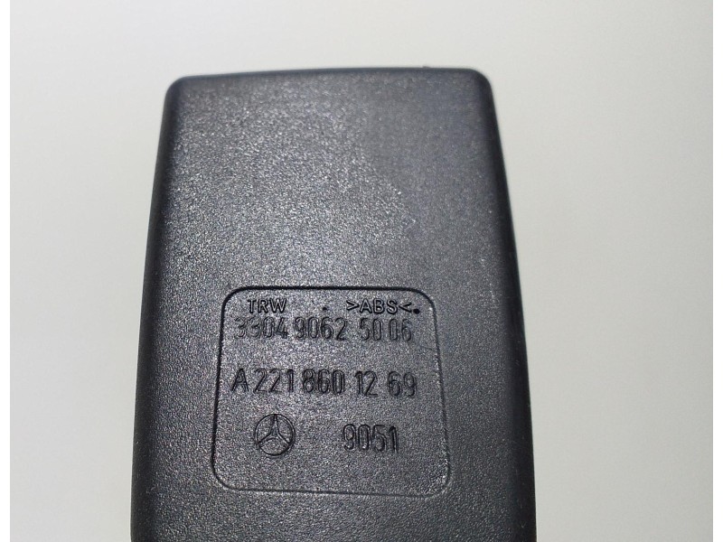 Recambio de cinturon seguridad trasero derecho para mercedes-benz clase s (w221) berlina 600 (221.176) referencia OEM IAM A22186