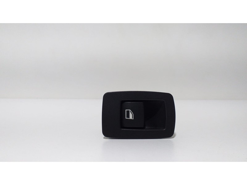 Recambio de mando elevalunas trasero izquierdo para bmw serie 1 lim. (f20) m135i xdrive referencia OEM IAM 9208106 60913 