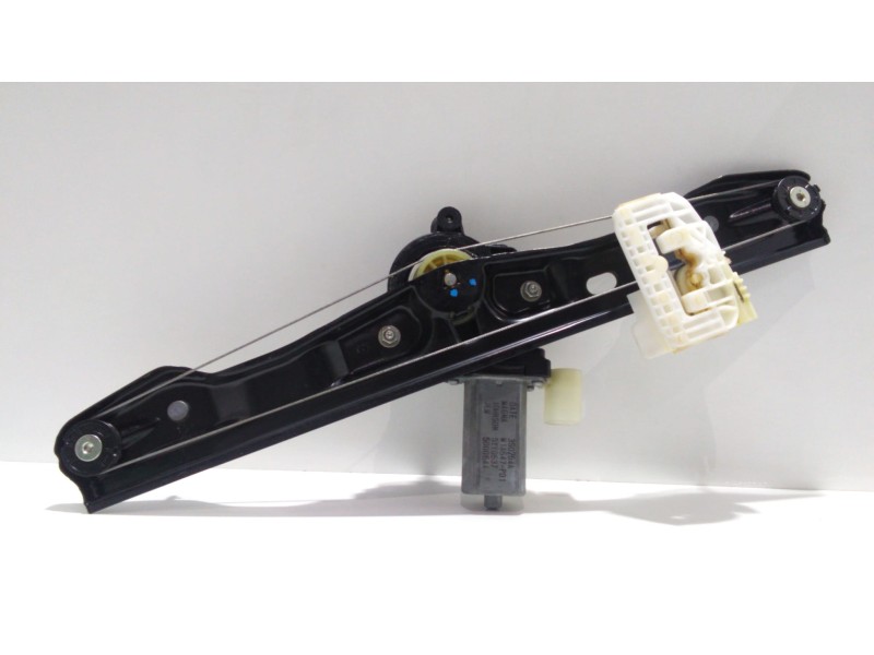 Recambio de elevalunas trasero derecho para bmw serie 3 touring (f31) 318d referencia OEM IAM 7351050 49118 