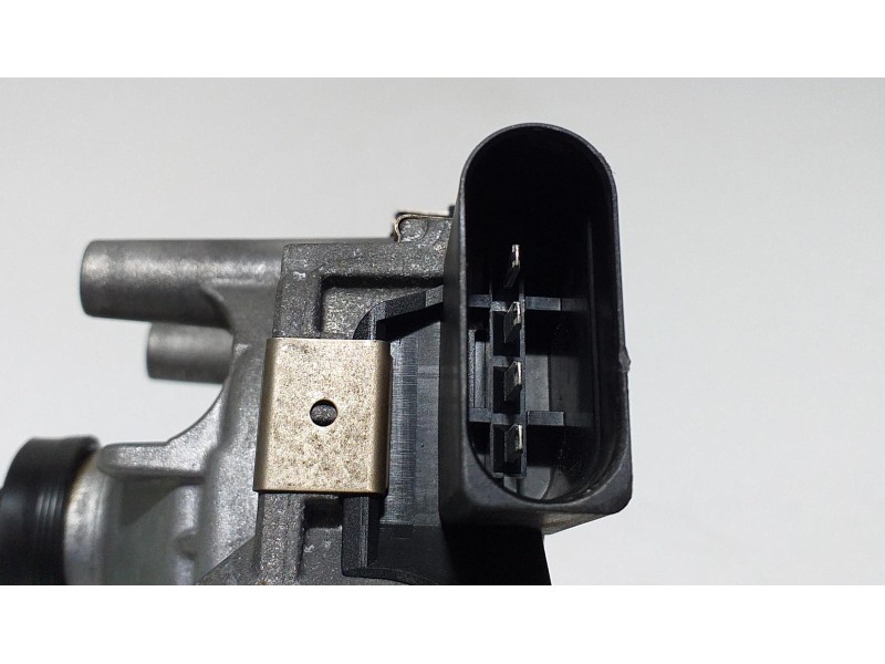 Recambio de motor limpia delantero para opel astra j lim. cosmo referencia OEM IAM 1397220623 67728 