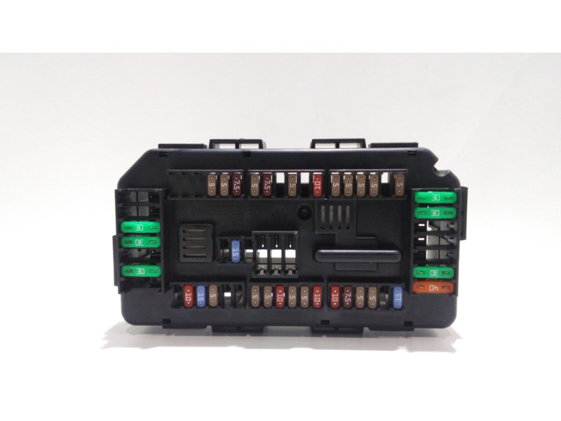 Recambio de caja reles / fusibles para bmw serie 3 touring (f31) 318d referencia OEM IAM 61149389068 49122 