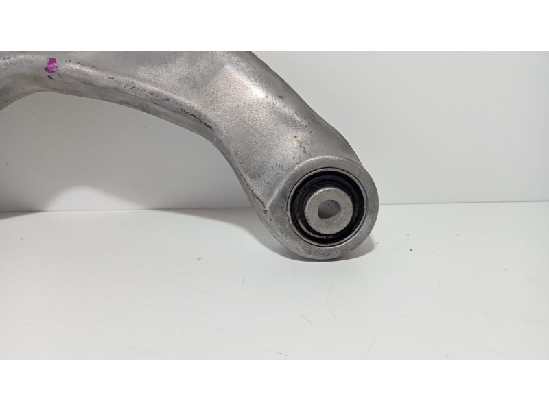 Recambio de brazo suspension superior trasero izquierdo para audi a5 coupe (8t) 2.0 tdi quattro referencia OEM IAM 8K0505323F 74