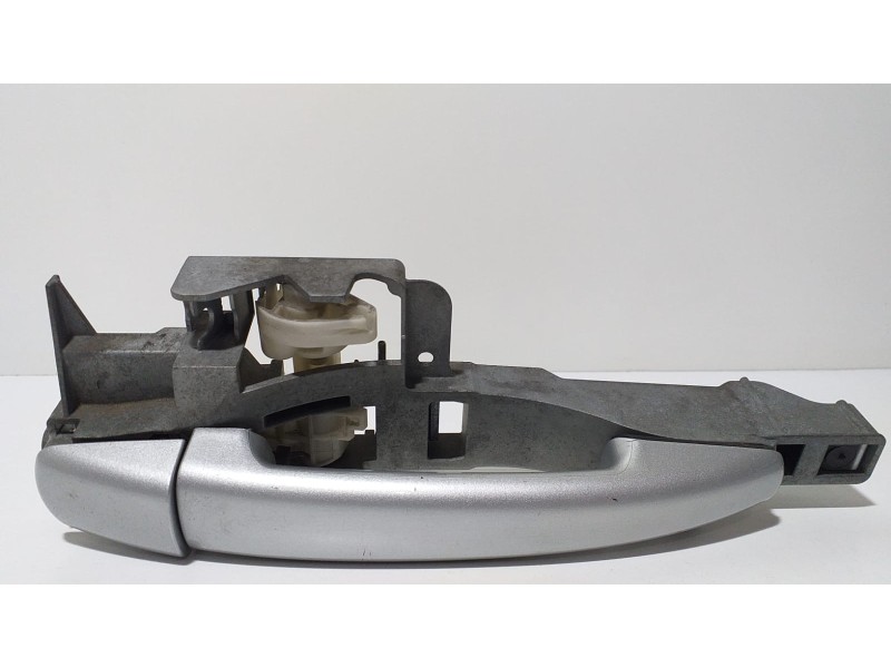 Recambio de maneta exterior delantera derecha para peugeot 407 st confort referencia OEM IAM 9653401580 57260 
