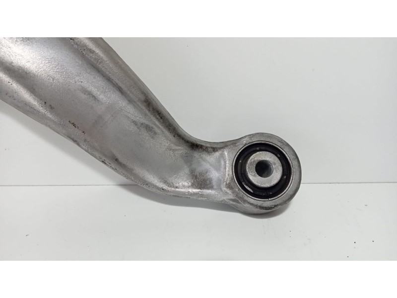 Recambio de brazo suspension superior trasero izquierdo para audi a5 coupe (8t) 2.0 tdi quattro referencia OEM IAM 8K0505323F 74