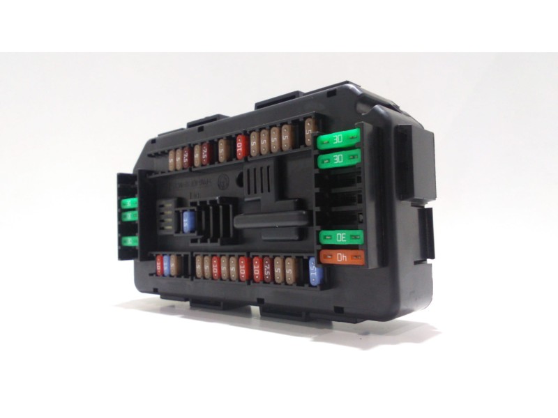 Recambio de caja reles / fusibles para bmw serie 3 touring (f31) 318d referencia OEM IAM 61149389068 49122 